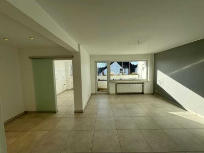 Freundliche 3,5-Zimmer-Wohnung mit Balkon in Essen, zentrale Lage