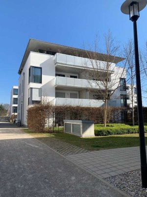 Moderne- und zentrale 2-Zimmer Wohnung mit Balkon im 1. OG in Augsburg-Hochfeld