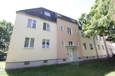 Vermietete 2-Zimmer-Dachgeschosswohnung mit Balkon in grüner Wasserlage von Berlin-Köpenick
