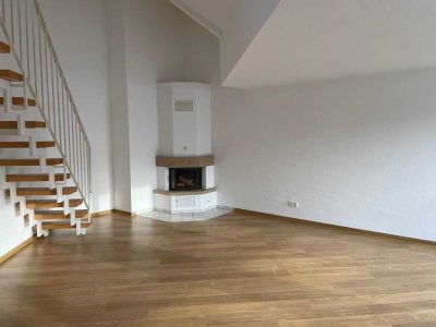 4-Zimmer-Dachgeschosswohnung mit Galerie in Bad Soden-Neuenhain