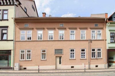 Vollvermietetes Mehrfamilienhaus im Herzen von Waltershausen: Eine zuverlässige Kapitalanlage