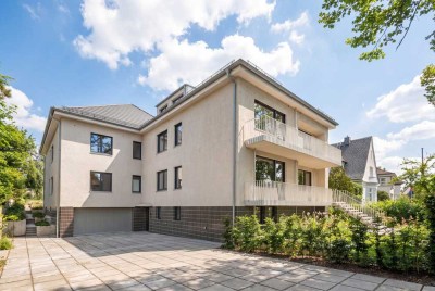 Stilvoll auf zwei Etagen: Maisonette mit Westterrasse und eigenem Garten