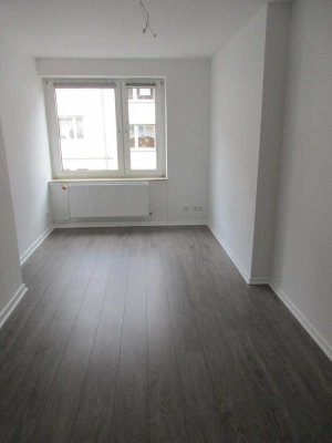 Neugründung für 3er Studentinnen WG. Möbliert