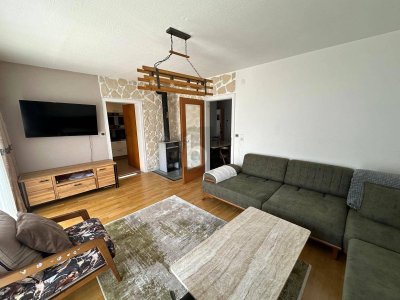 RUHE, LICHT &amp; AUSSICHT ? STILVOLLE WOHNUNG MIT GARTEN UND BALKON
