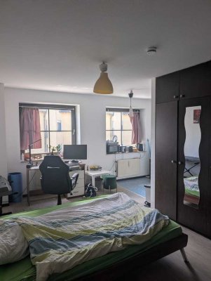 Schöne 1-Zimmer Wohnung mit Küche im Studentenwohnheim