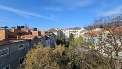 ***Elegante DG-Maisonette ** 2 Innenhofbalkone ** Trendviertel Graz-Lend ** moderne Citywohnung ** für Paare &amp; Studenten &amp; Anleger ***