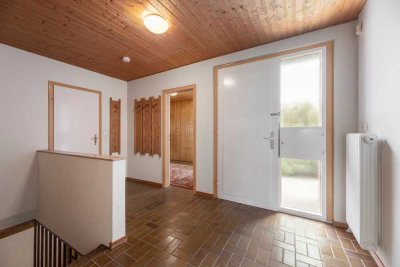 Charmanter Bungalow in ruhiger Lage des Kurfürstenviertels mit Garten, Garage und riesigem Keller
