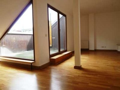 WALDSTRASSENVIERTEL | DG mit TERRASSE | ... und die KÜCHE ist auch schon da | FREI ab JUNI....