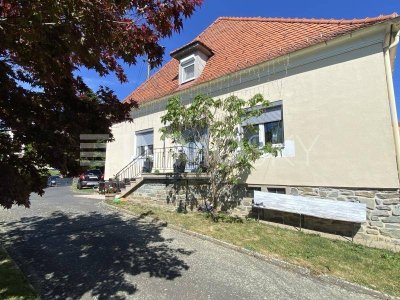 Traumhaftes Landhaus! Großer Garten! Ruhelage!