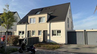 St. Hubert Modernes EFH mit Garten und Garage