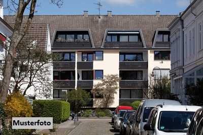 Kapitalanlage + Mehrfamilienhaus mit 7 Wohnungen und 3 Garagen 1+