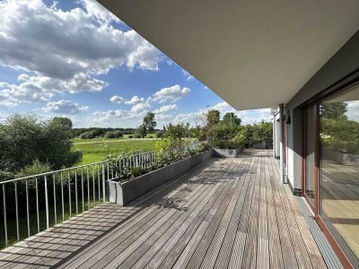Traumhafte, geräumige, sonnige 4,5-Zimmer-Wohnung mit großem Balkon