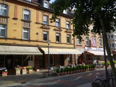 Gepflegtes Wohn-und Geschäftshaus in gut frequentierter Lage