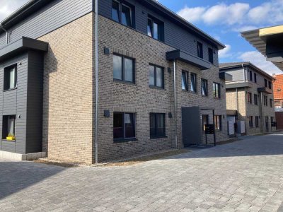 Sehr schöne 3-Zimmer-Wohnung 1. OG in Winsen mit Einbauküche und sehr großem Balkon