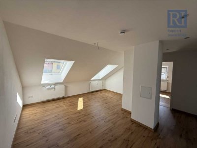 Gemütliche 3-Zimmer-Wohnung im DG eines kleinen Mehrparteienhauses