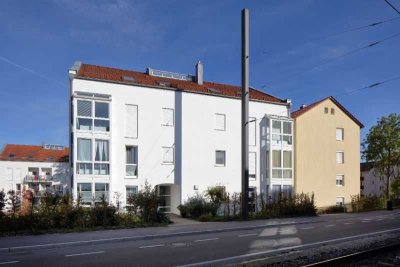 Außergewöhnliche Wohnung mit Loggia am Eselsberg!