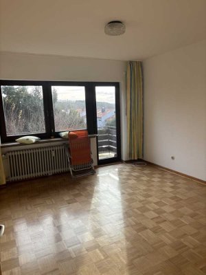 2 - Zimmerwohnung mit Balkon zu vermieten