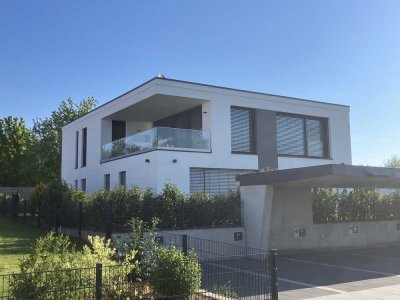 Großzügige und luxuriöse Wohnung in Ursensollen mit Balkon und Weitblick