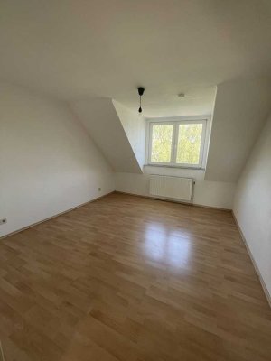 Stadtleben leicht gemacht: Zentrale Lage mit top Infrastruktur.