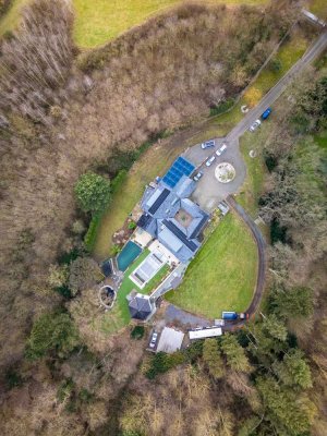 Die "Novesia Villa": Ehemaliges Anwesen des renommierten Fabrikanten der Goldnuss-Schokolade“