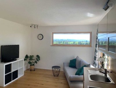 Möblierte 2-Zimmer-Einliegerwohnung mit Terrasse in Kempten-Lenzfried