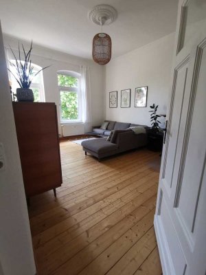 3-Zimmer-Altbau mit Südbalkon & maßgefertigter Küche im ÖRG