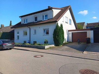 4-Zimmer-Wohnung mit Terrasse, Garten & Garage in Nufringen – nur mit WBS