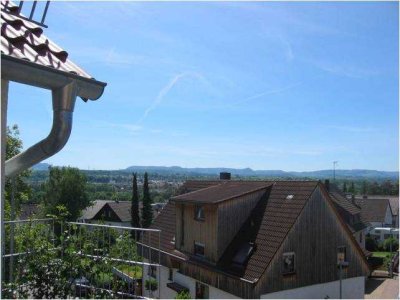 3,5 Zimmer mit traumhaftem Aussicht und hohen Decken
