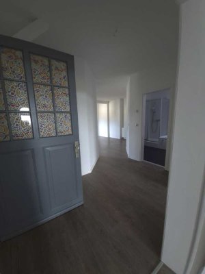 Charmante Dachgeschosswohnung | Stadtfeld Ost