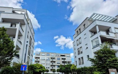 High-End Design-Loft mit Schlossblick: Puristischer Luxus in den HürnerHöfen