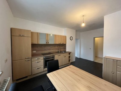 Großzügige 5-Zimmer-Wohnung in gepflegtem Mehrfamilienhaus