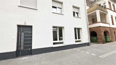 Stilvolle Zentrale, geräumige 1-5Zimmer-Wohnung mit Einbauküche in Neckargemünd