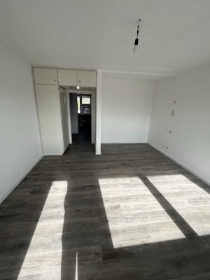 Geschmackvolle 1-Zimmer-Wohnung mit Balkon und EBK in Vallendar