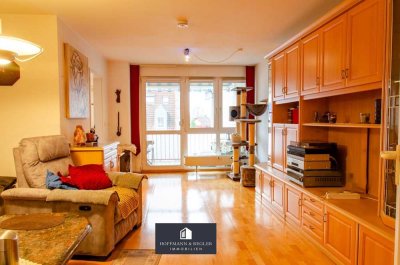 Gepflegte 3 Zimmer-
Eigentumswohnung, 87 m² 
Baujahr 1993 mit Aufzug und Garage