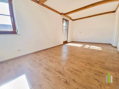 Charmante 3-Zimmer-DG-Wohnung mit Balkon &amp; Tiefgarage – sofort bezugsfertig