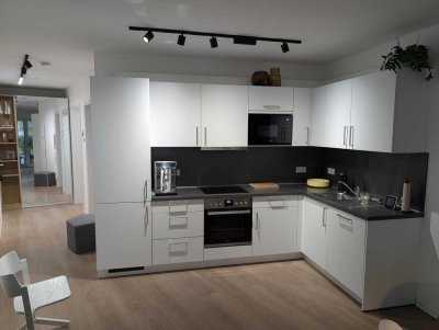Seltenheit! 2 Zimmer Whg. mit großen privaten Gartenanteil in Frankfurt (Gallusviertel)