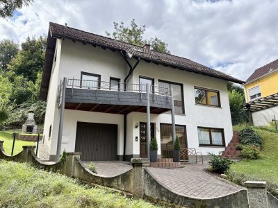 ''Haus mit Burgblick'' 
Wohnen, wo andere Urlaub machen!
