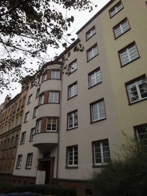 Inkl. EBK / ebenerdige Terrasse / frei ab 1.12.25 / komplett zum Innenhof