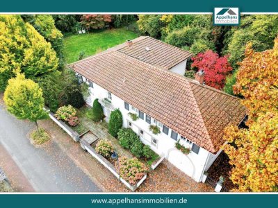 Familienfreundliches Einfamilienhaus mit Wintergarten, Kamin und großem Garten