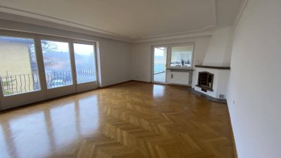 Zentral in Eugendorf: Großzügige 5-Zimmer-Wohnung mit Terrasse