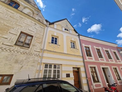 GESCHICHTSTRÄCHTIGES HAUS IN ZENTRUMSLAGE VON MAUTERN AN DER DONAU