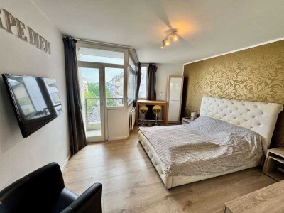 MÖBLIERTES STUDIO APARTMENT IN DER CITY-WEST - BALKON - RUHIG - FREI - MIT VIDEO!