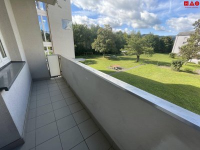 Freundliche Wohnung am südseitigen Sonnenhang in top Lage mit Balkon!