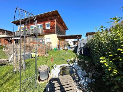 Naturnah wohnen mit Stil: Helle Wohnung mit großzügigem Außenbereich