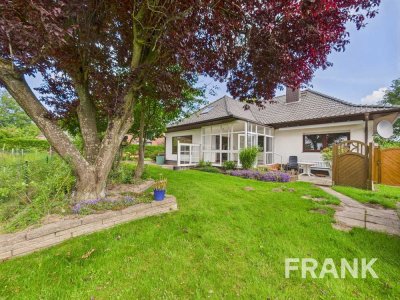 Einfamilienhaus mit idyllischer Feldrandlage