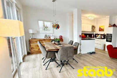 NEUWERTIGE 3,5-ZIMMERWOHNUNG MIT EINBAUKÜCHE UND HERRLICHER DACHTERRASSE!