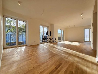Luxuriöse 4-Zimmer-Neubau-Wohnung mit zwei Balkone im Regensburger Westen. Frei ab 01.01.