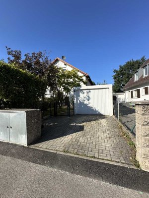 Geräumige 6-Zimmer-Doppelhaushälfte mit gehobener Innenausstattung und EBK in München Bogenhausen
