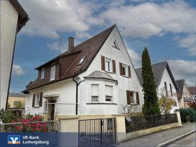 Sofort frei - schöne 3,5-Zimmer-Wohnung in guter Lage von Oßweil