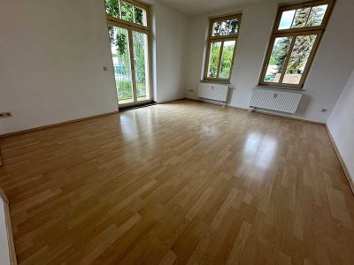 1. OG - helle Wohnräume - Bad mit Wanne  - frei ab 1.7.26